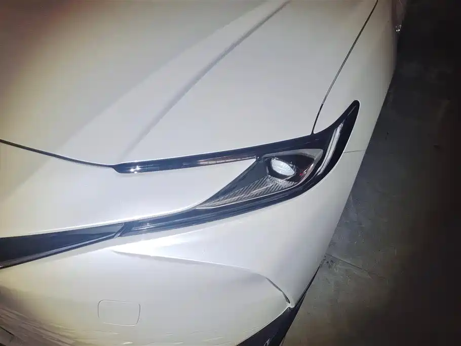 Toyota Camry 2024 2.0HE Elite
