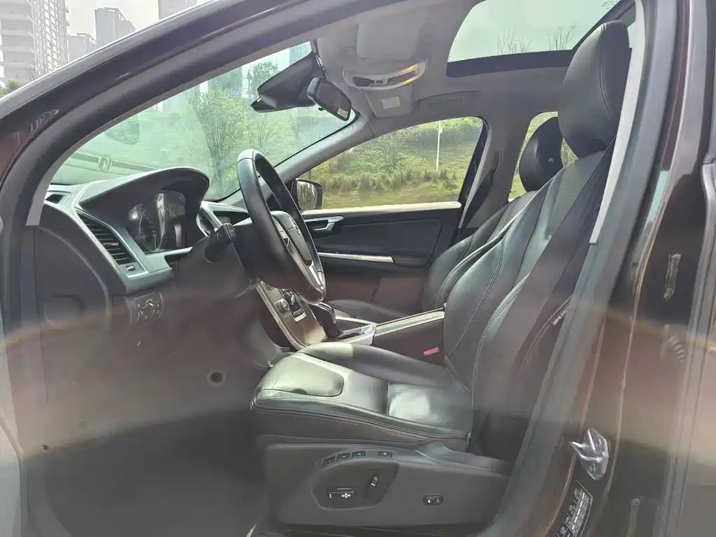 Volvo XC60 — миниатюра 4