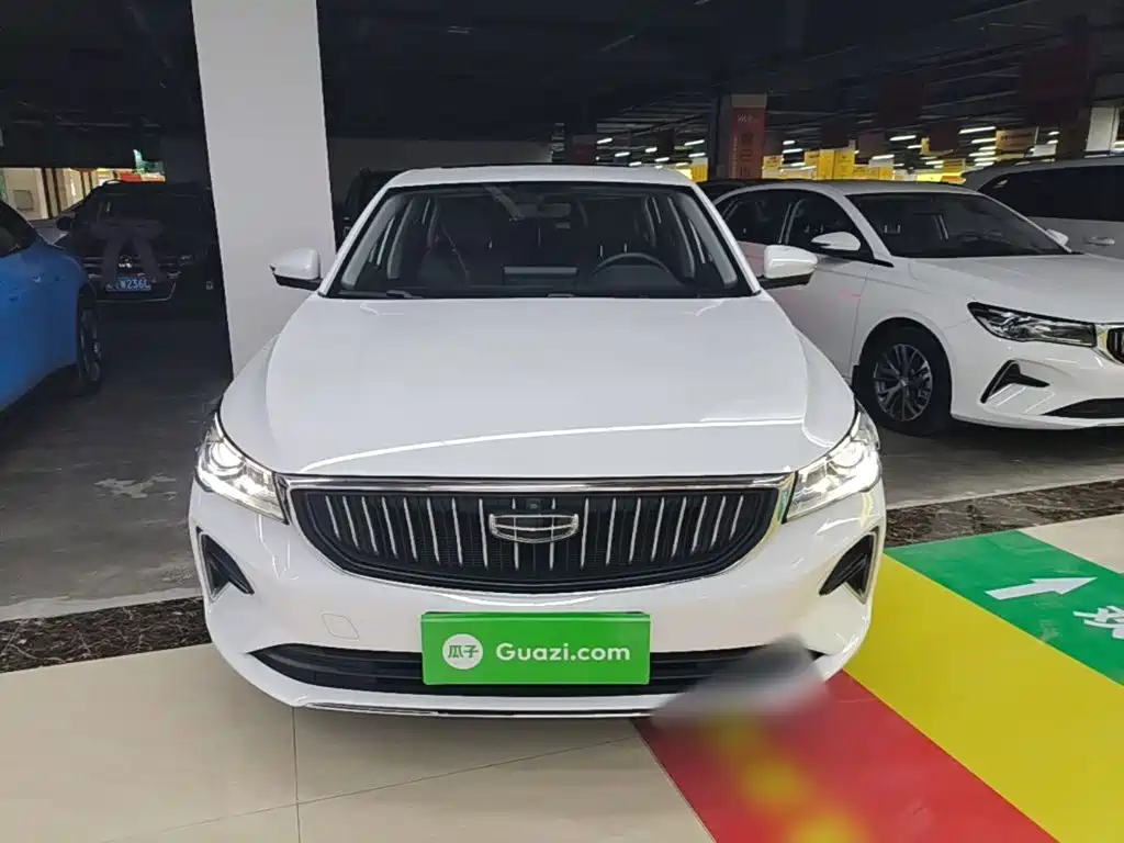 Geely Emgrand — миниатюра 3