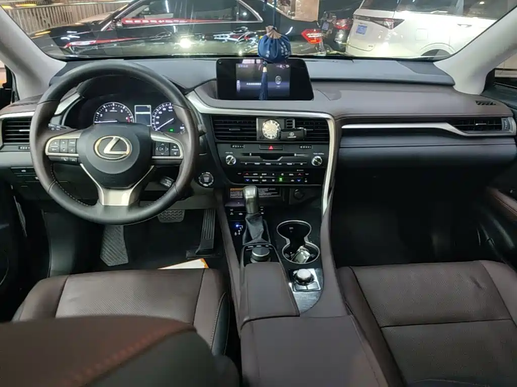 Lexus RX — миниатюра 10