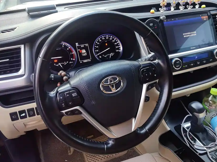Toyota Highlander — миниатюра 15