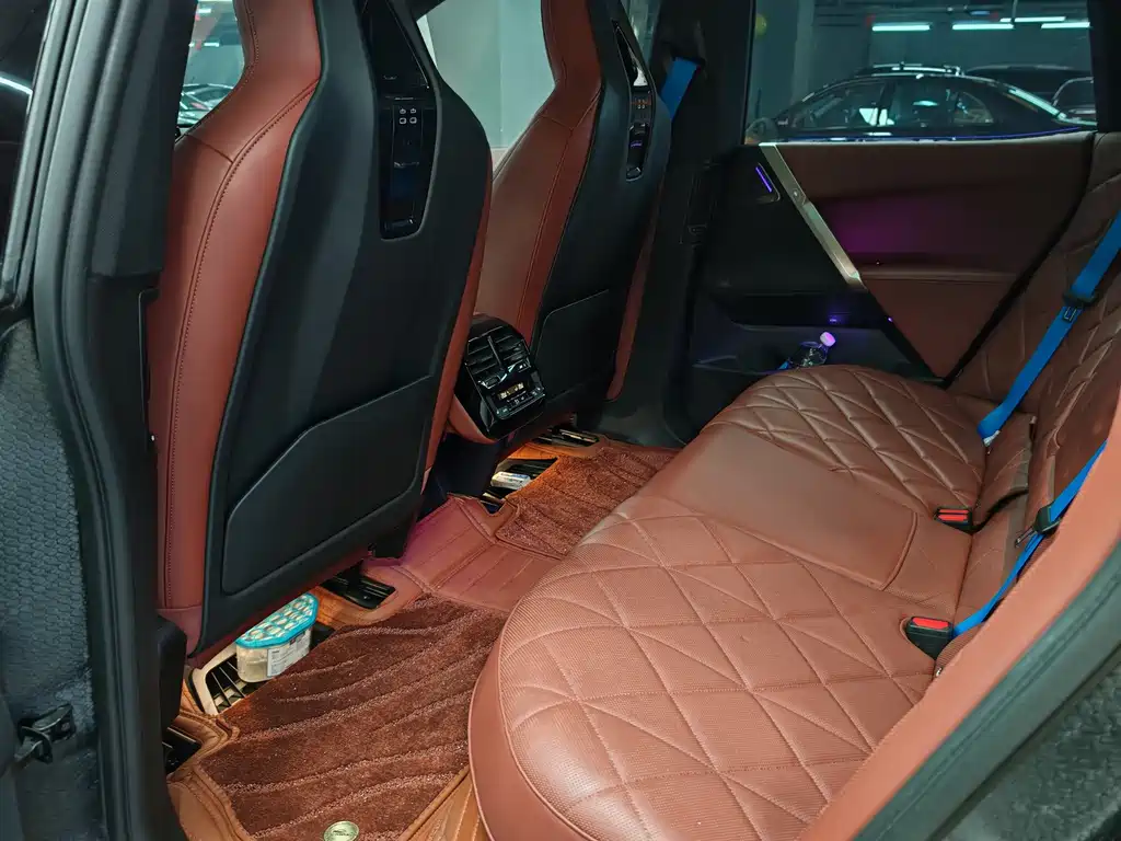 BMW BMW iX M60 — миниатюра 21