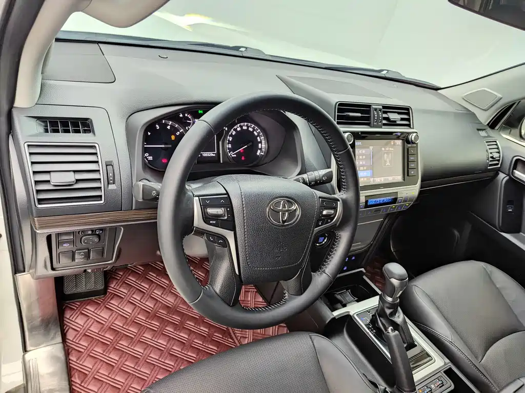 Toyota Prado — миниатюра 8