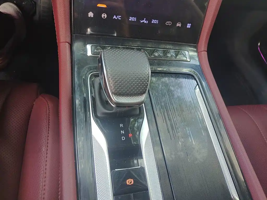 Hongqi Hongqi H5 PHEV — миниатюра 10