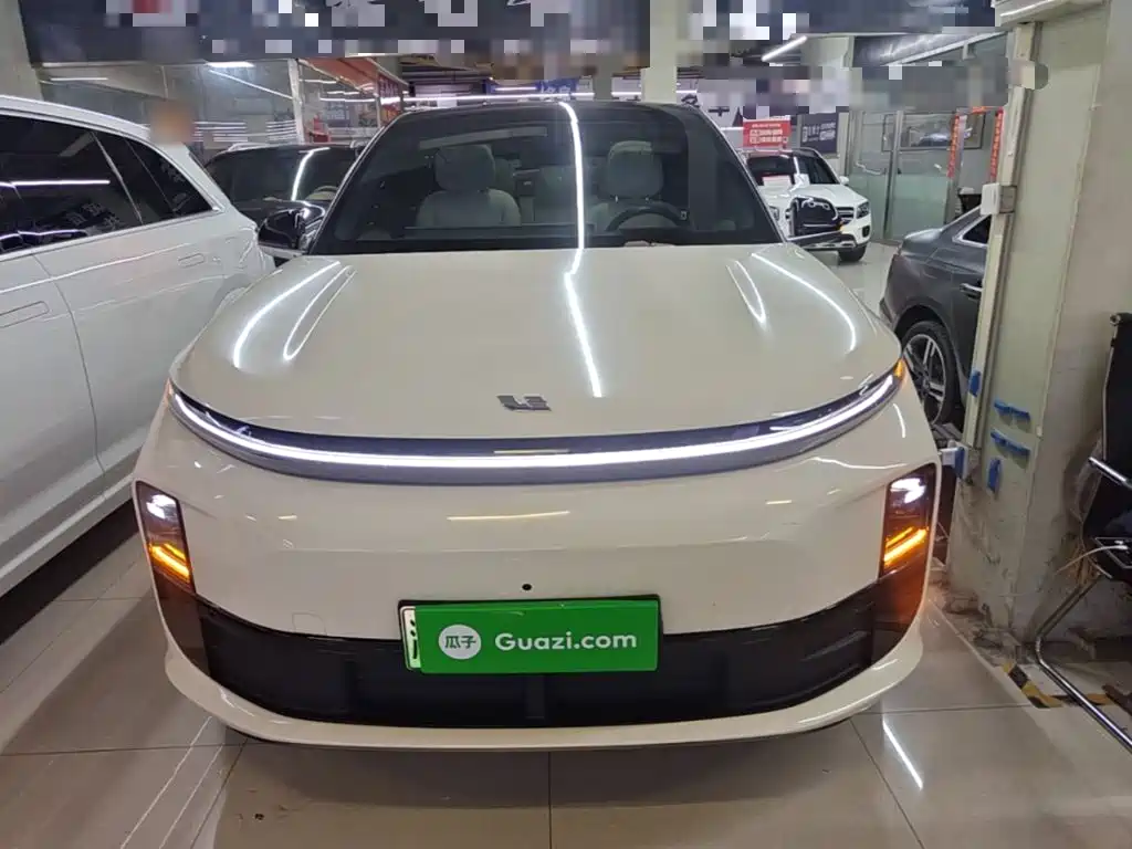 Li Auto Li L6 — миниатюра 3