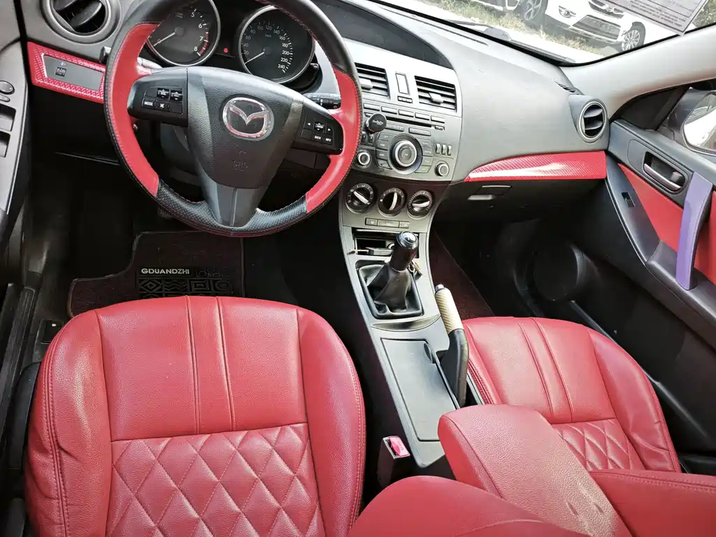 Mazda 3 Xingcheng — миниатюра 8