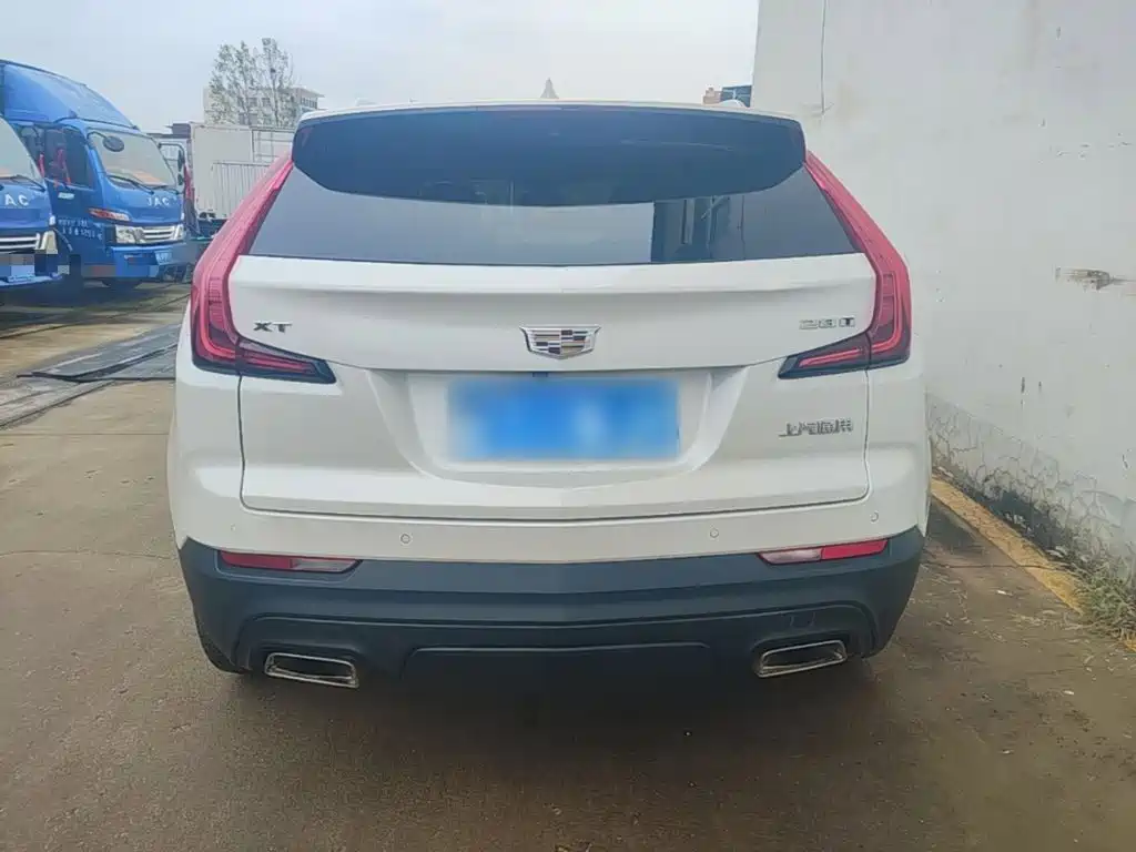 Cadillac XT4 — миниатюра 6