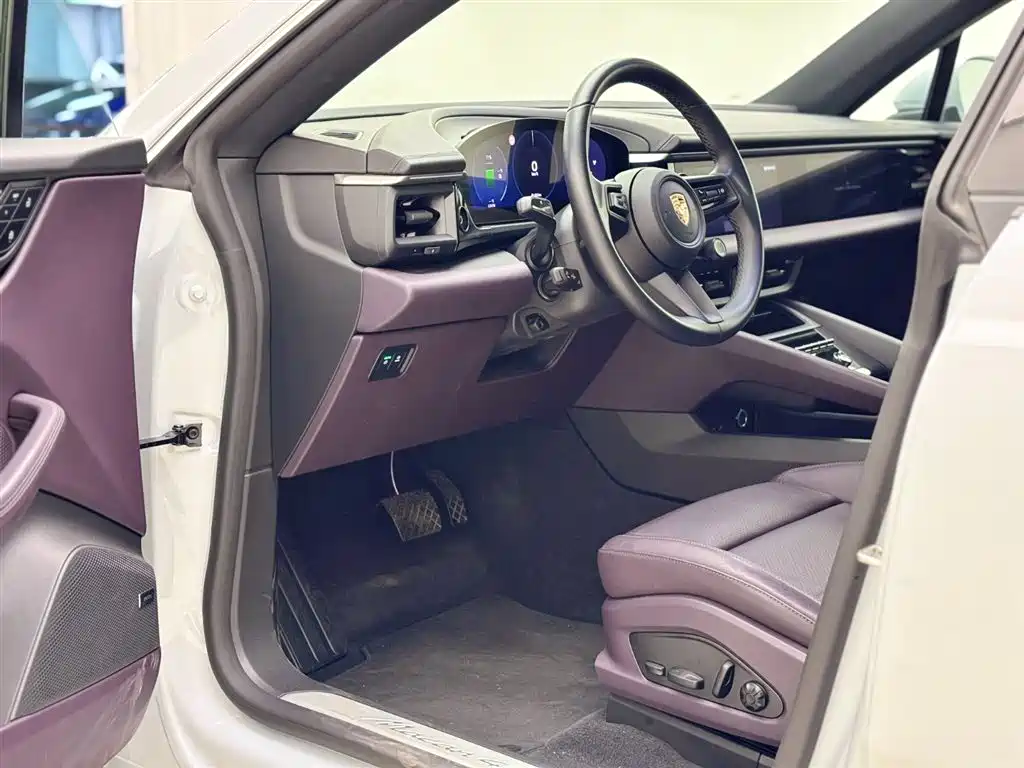 PORSCHE MACAN NEW ENERGY