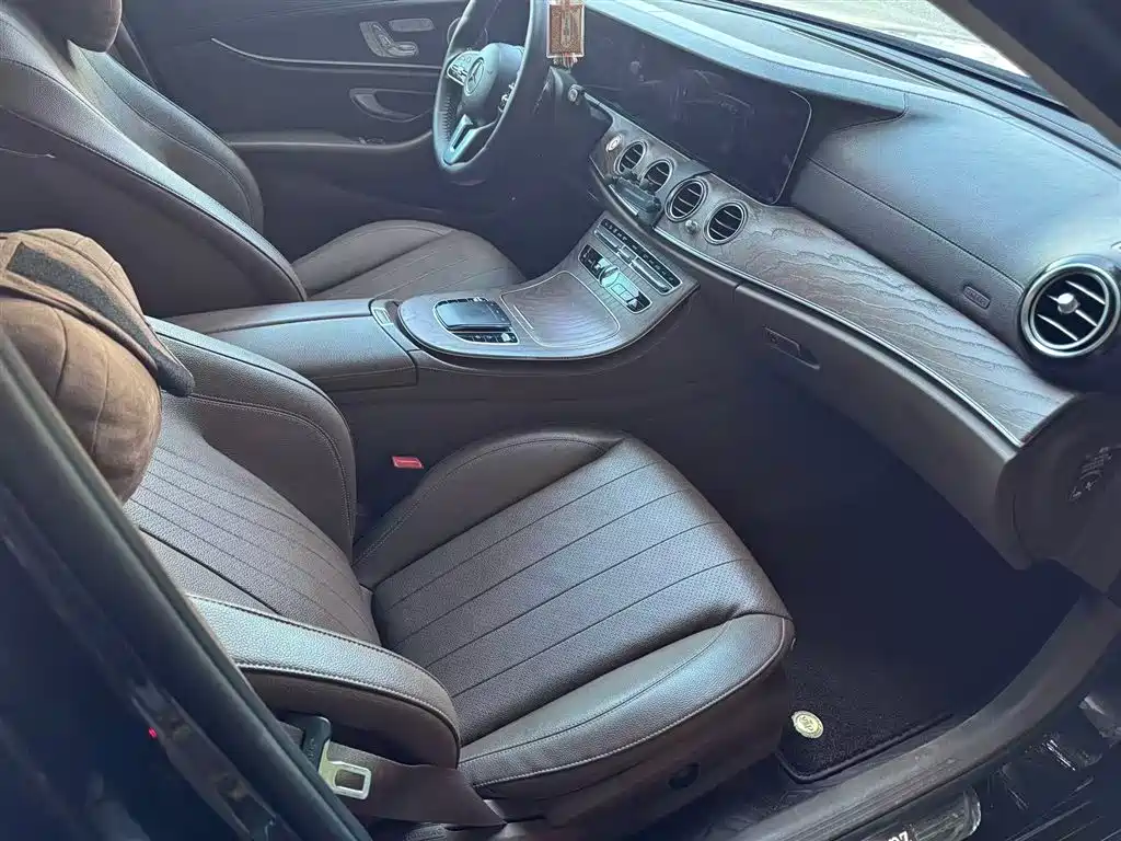 Mercedes-Benz E-Class E 2020 E 300 L Fashion