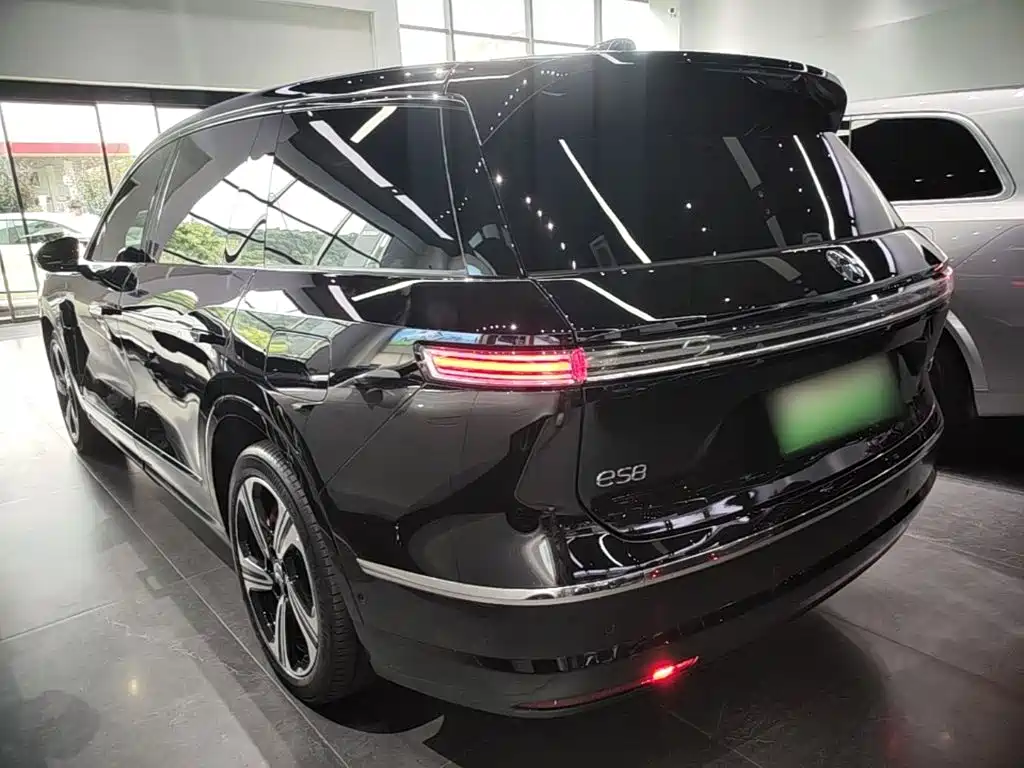 NIO ES8 2026 мест Executive Luxury