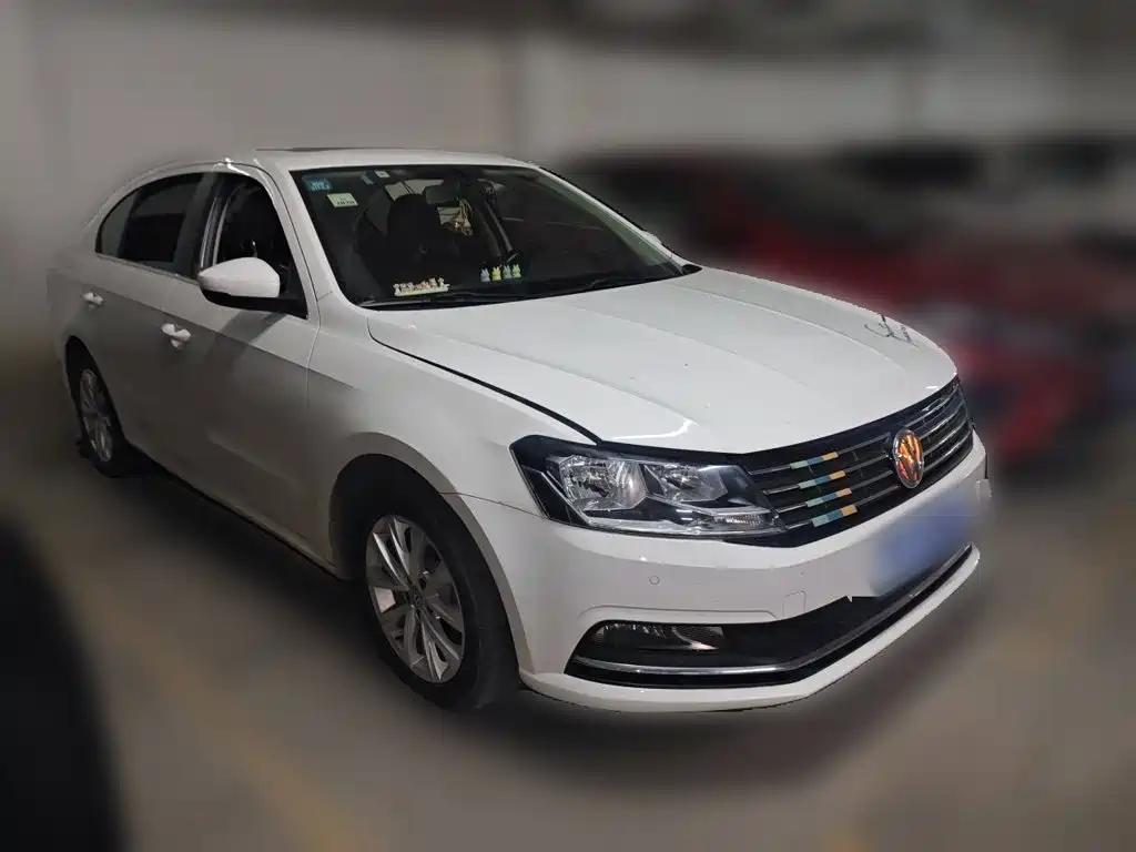 Volkswagen Lavida — миниатюра 3