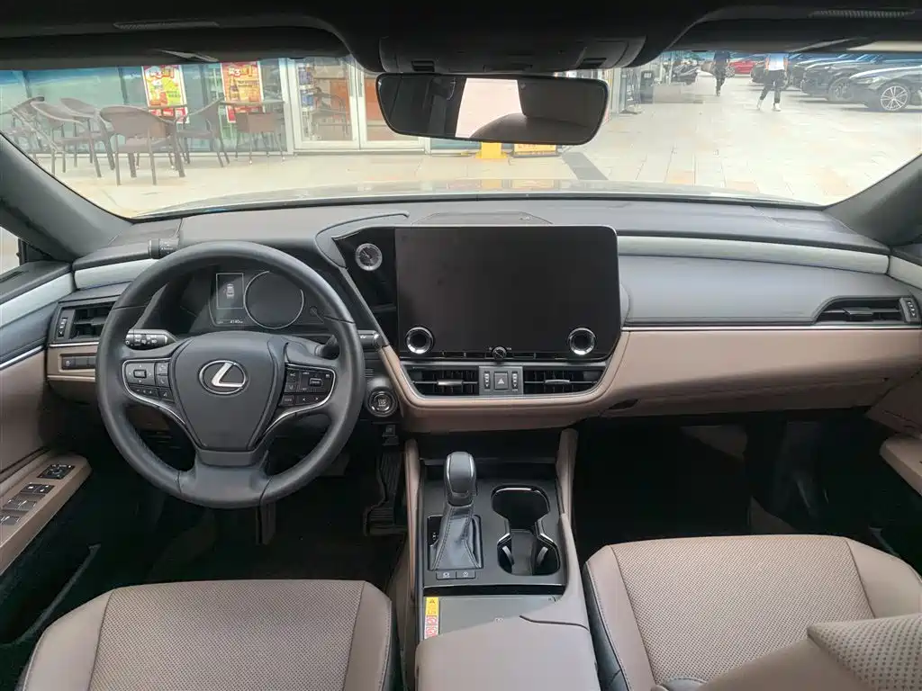 Lexus ES 2025 200 Premium