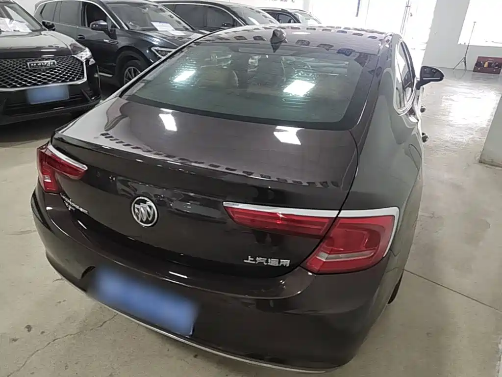 Buick LaCrosse — миниатюра 7