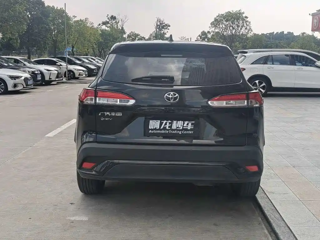 Toyota Frontlander — миниатюра 6