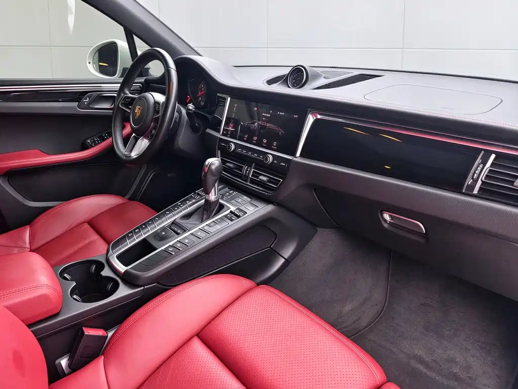 Porsche Macan — миниатюра 14