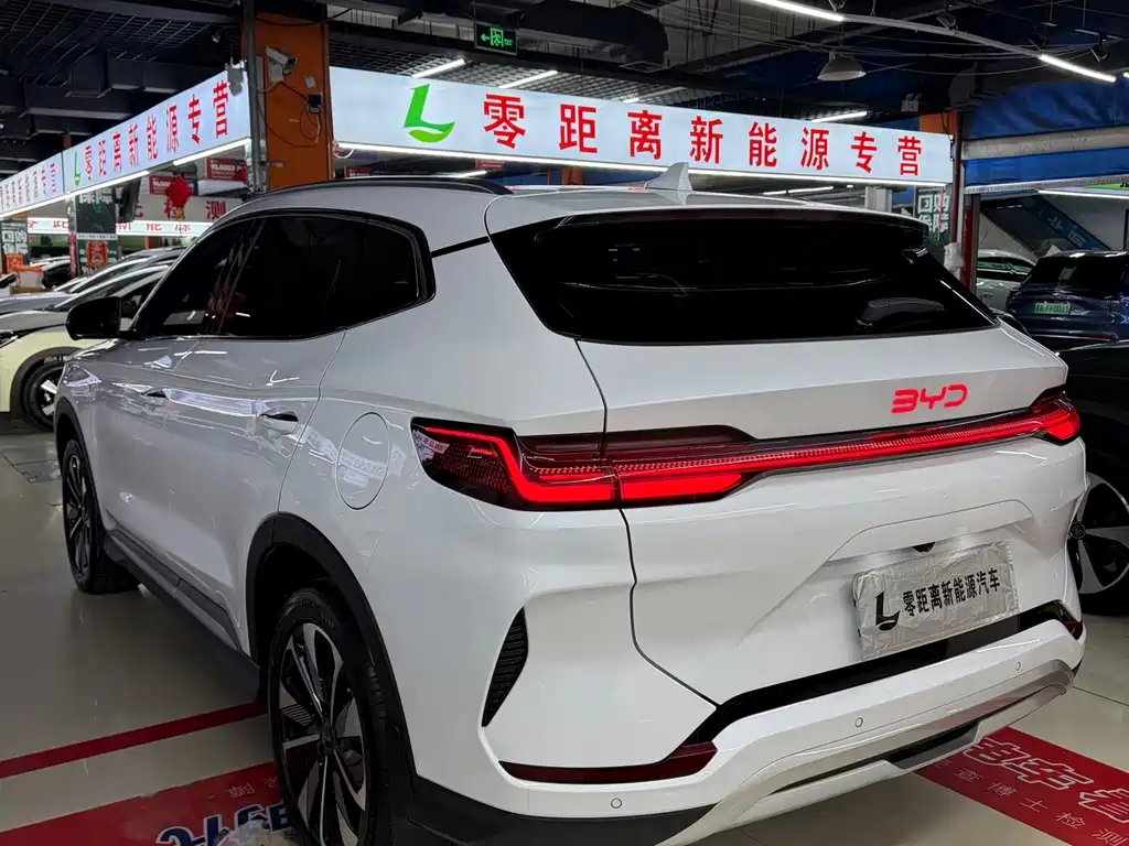 BYD PLUS New Energy — миниатюра 5