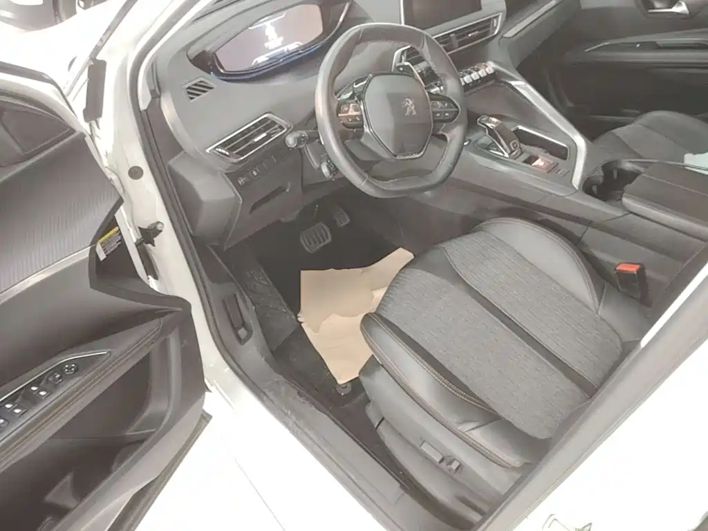 Peugeot 4008 — миниатюра 15