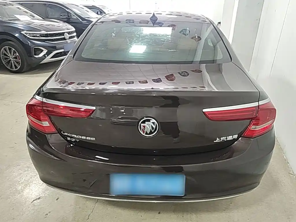 Buick LaCrosse — миниатюра 6