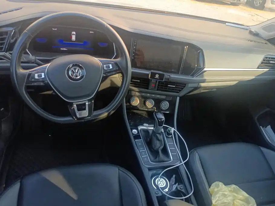 Volkswagen Sagitar — миниатюра 12