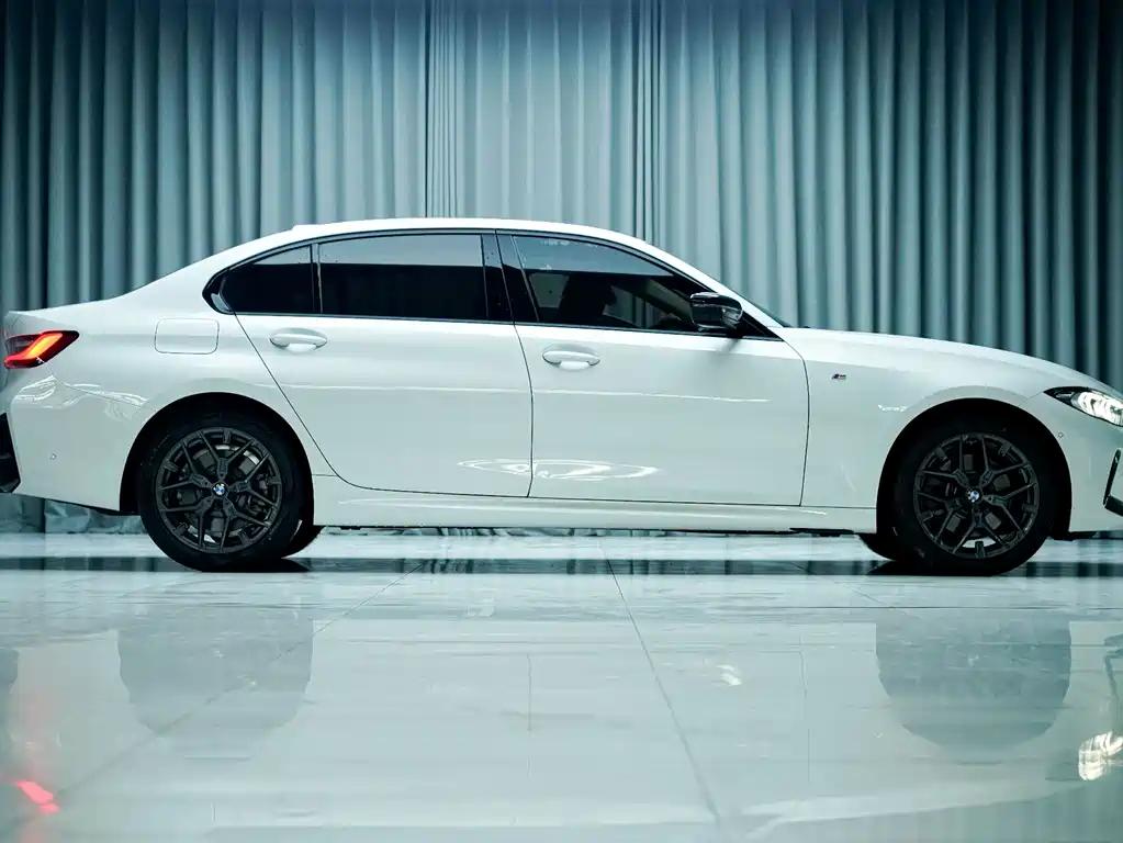 BMW 3 Series 3 2026 330Li M Sport