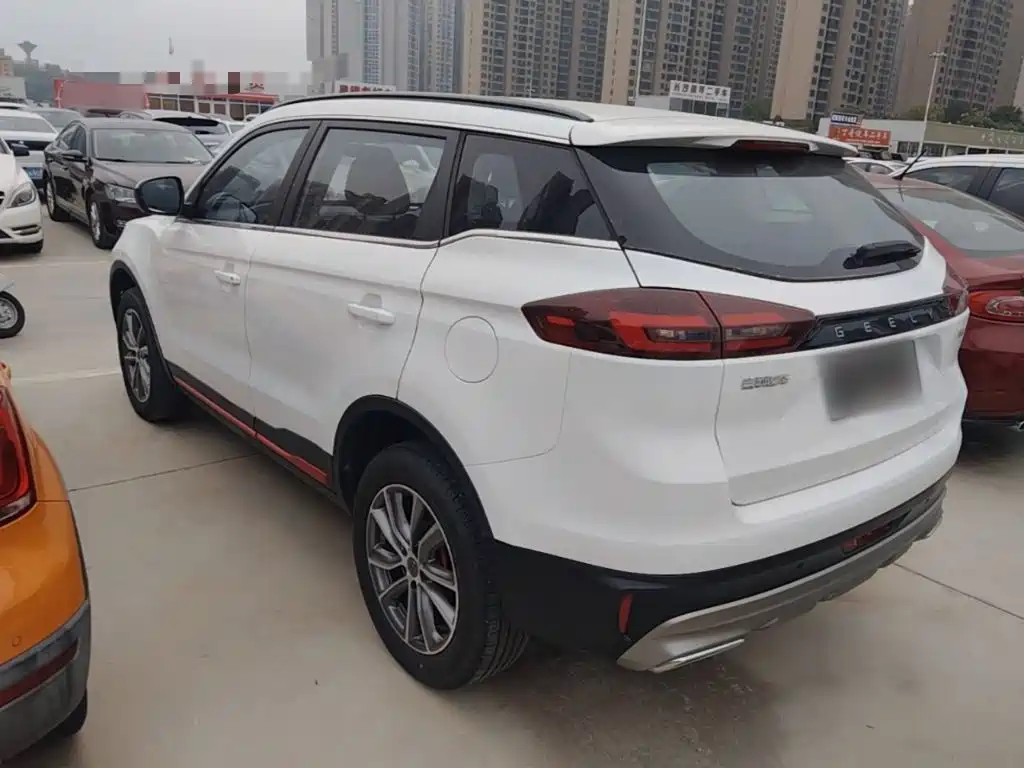 Geely Boyue — миниатюра 5