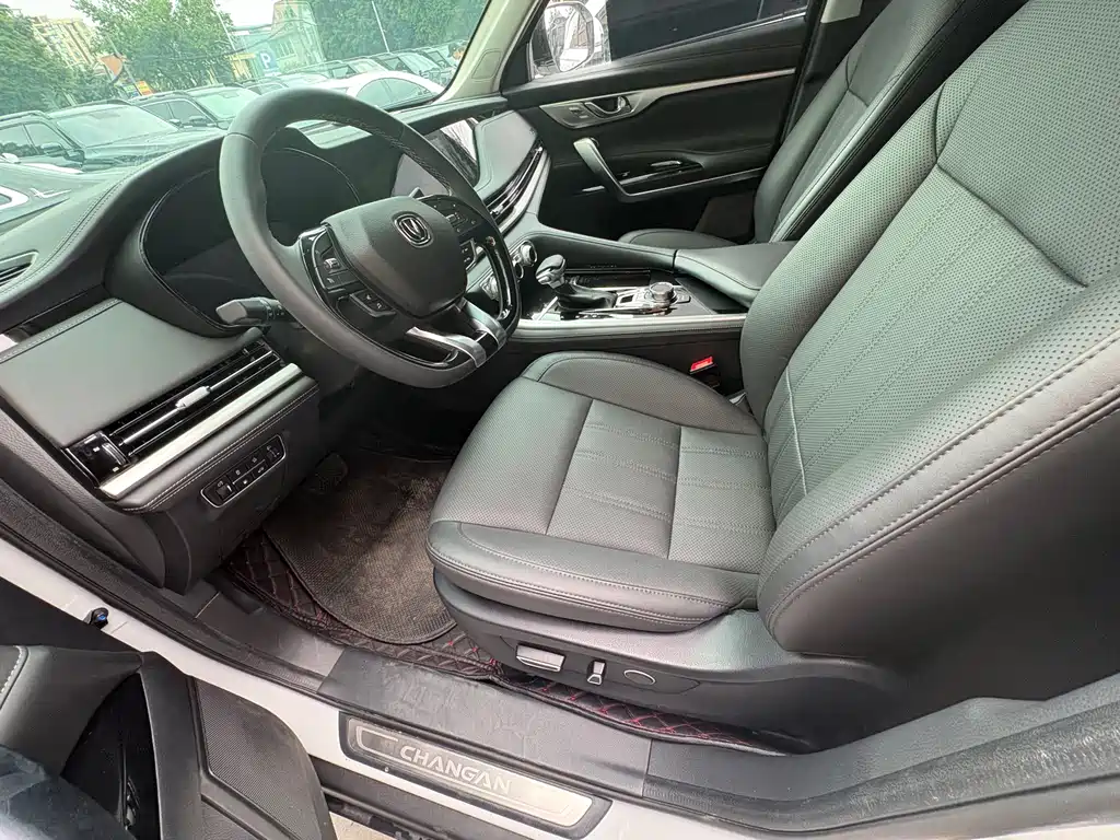 Changan CS95 — миниатюра 6