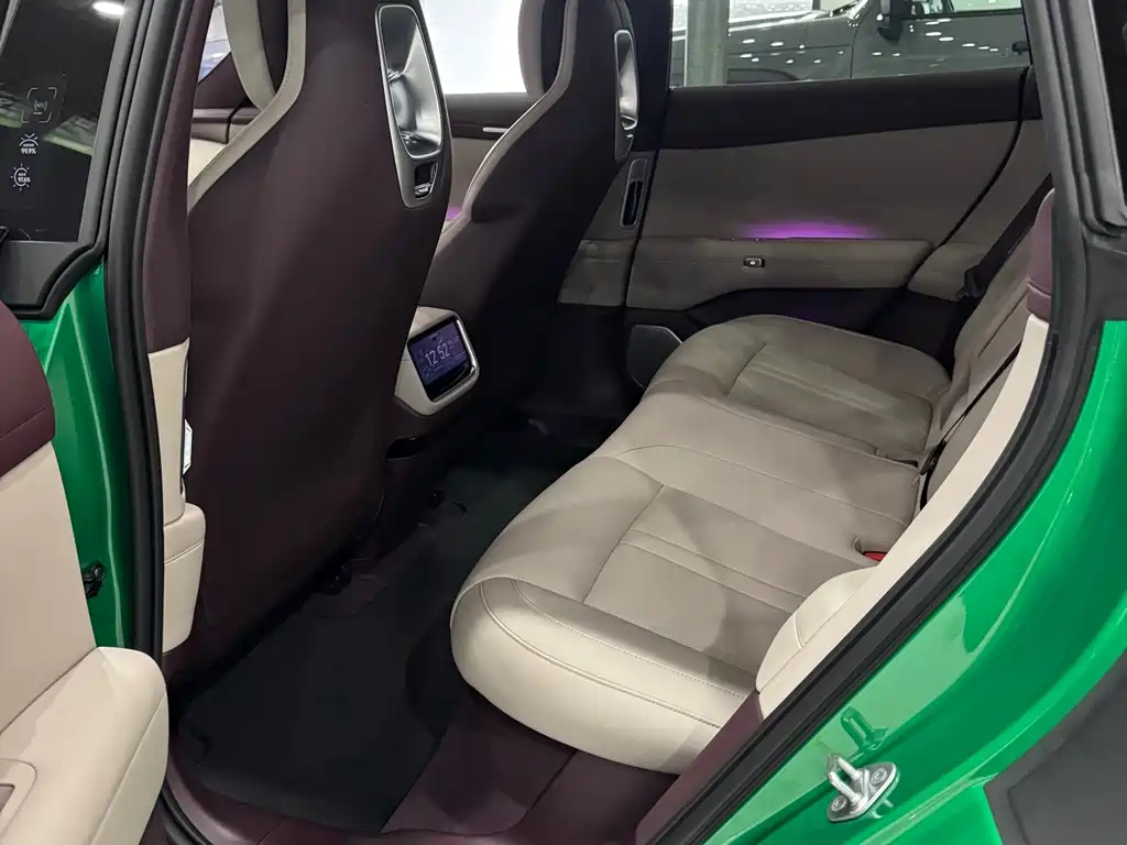 XIAOMI CAR XIAOMI YU7