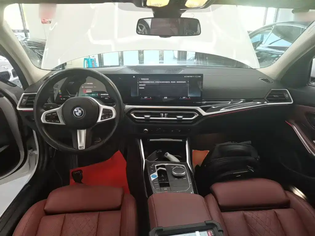 BMW i3 — миниатюра 10