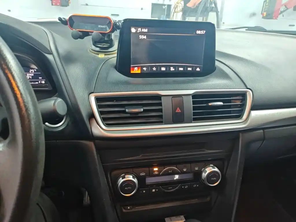 Mazda 3 Axela — миниатюра 13