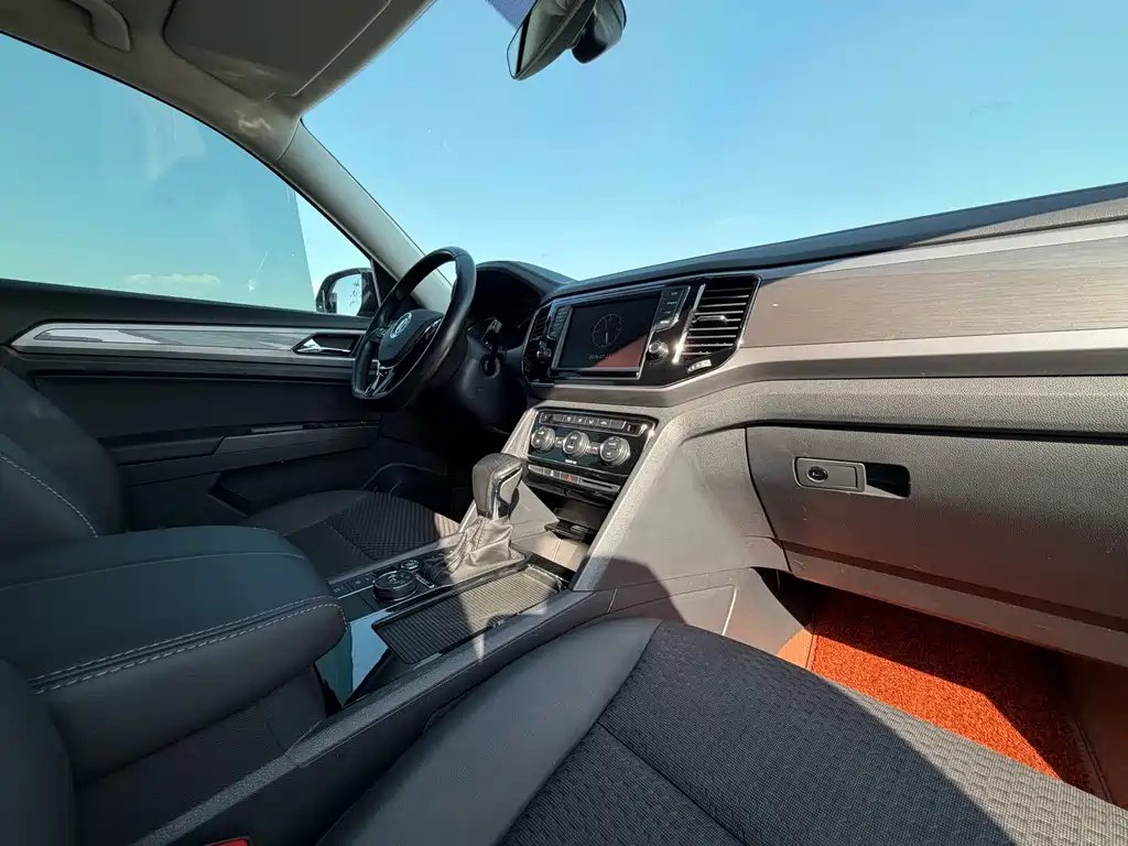Volkswagen Teramont — миниатюра 14
