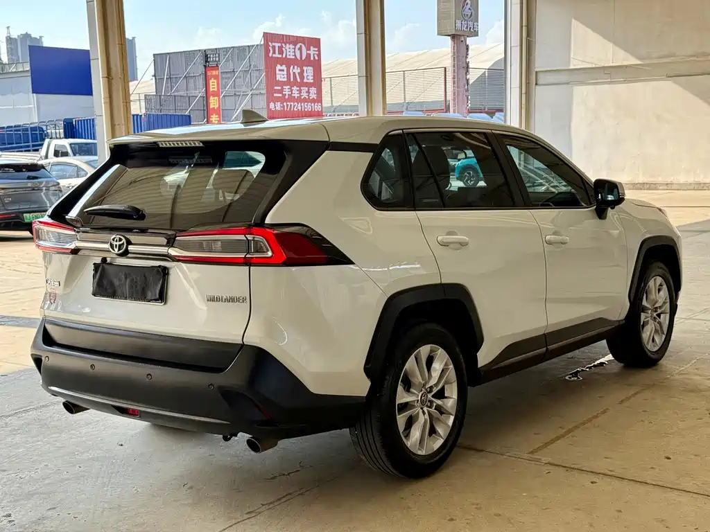 Toyota Wildlander — миниатюра 5