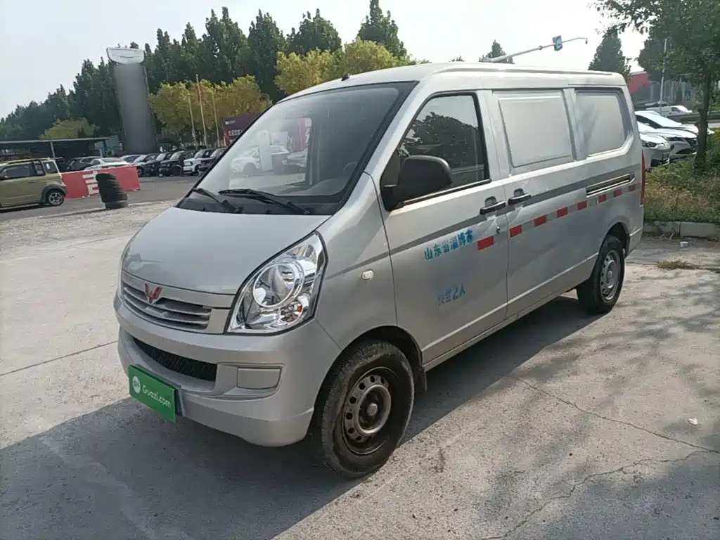 Wuling Rongguang S — миниатюра 2