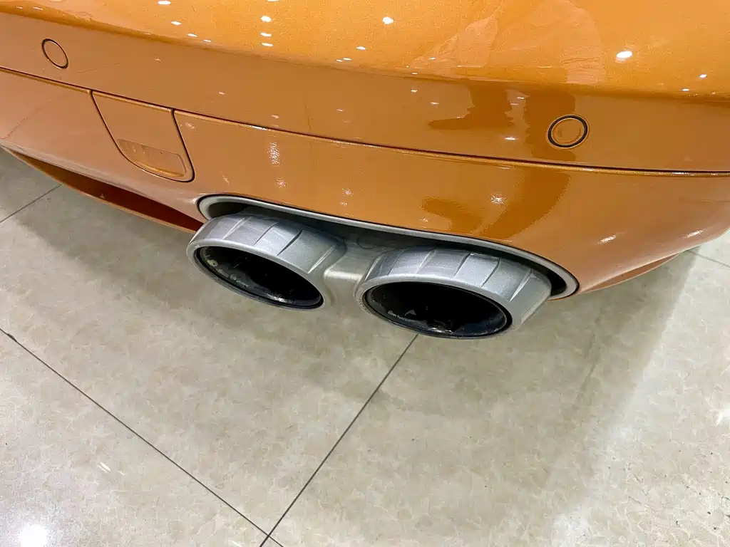 Porsche Cayenne — миниатюра 25