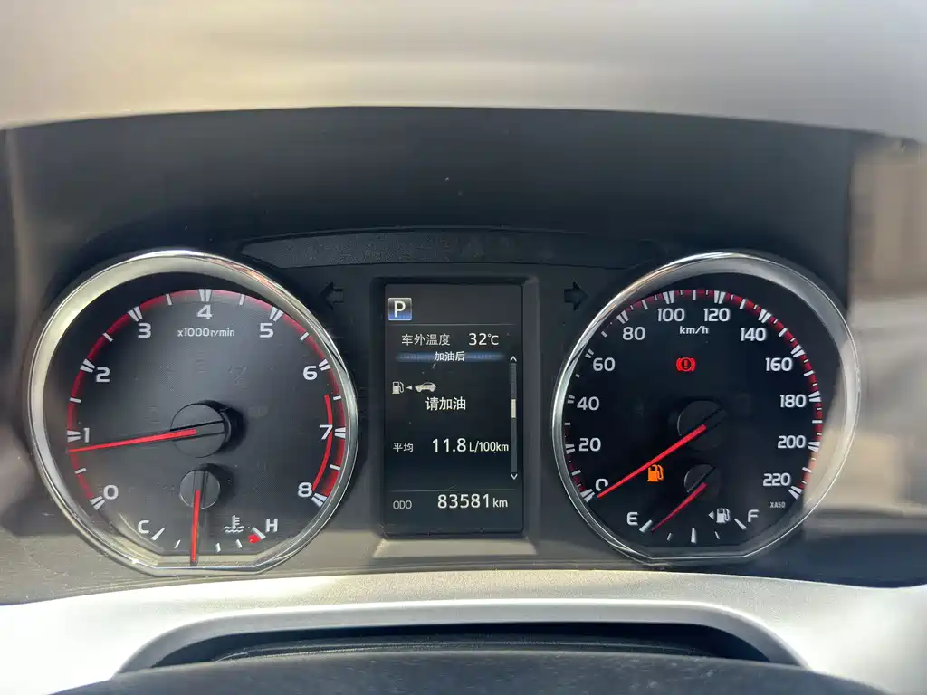 Toyota RAV4 — миниатюра 15