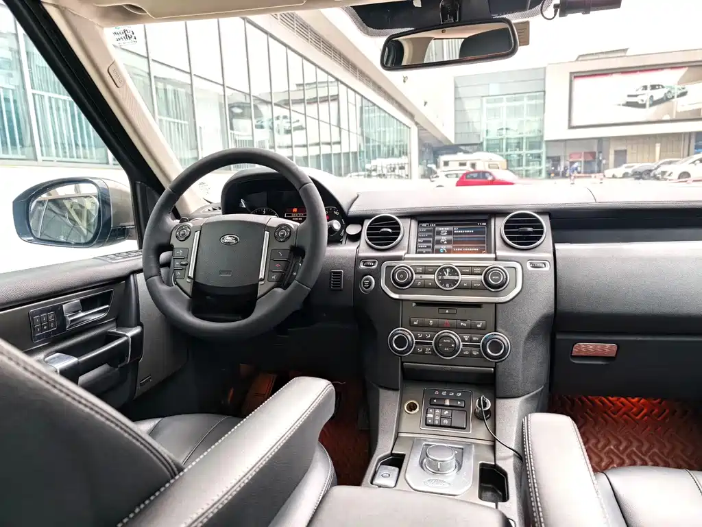Land Rover Discovery — миниатюра 4
