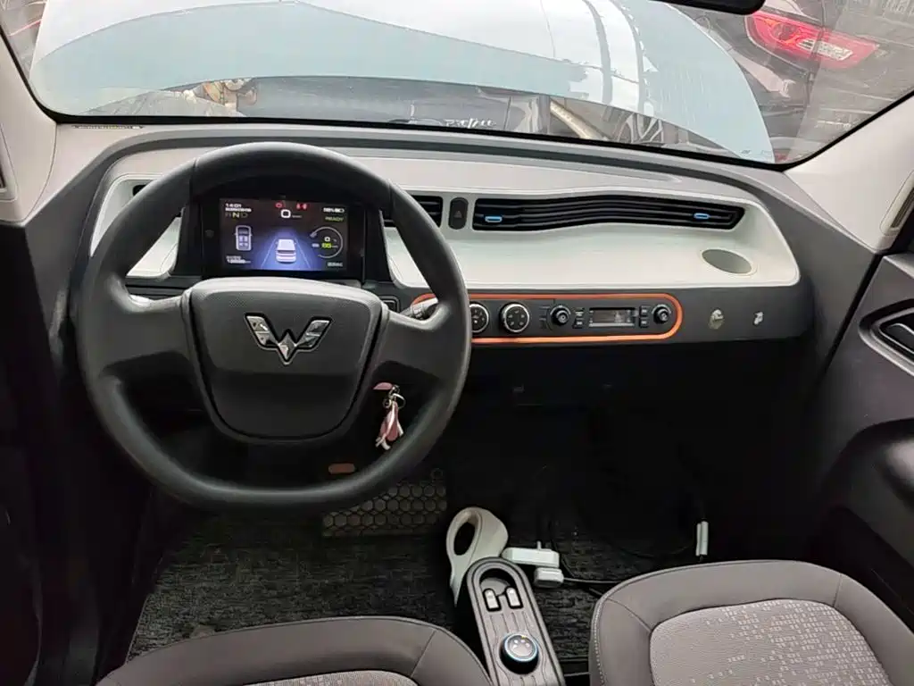 Wuling MINIEV — миниатюра 10