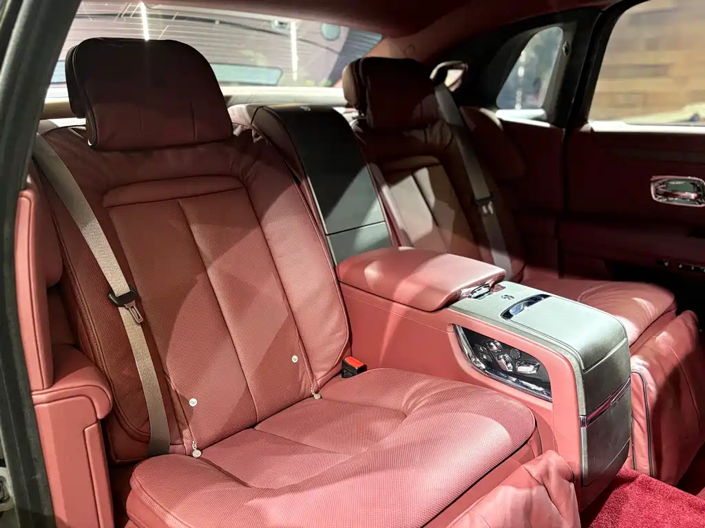 Rolls-Royce Ghost — фотографии объявления, Фото 24