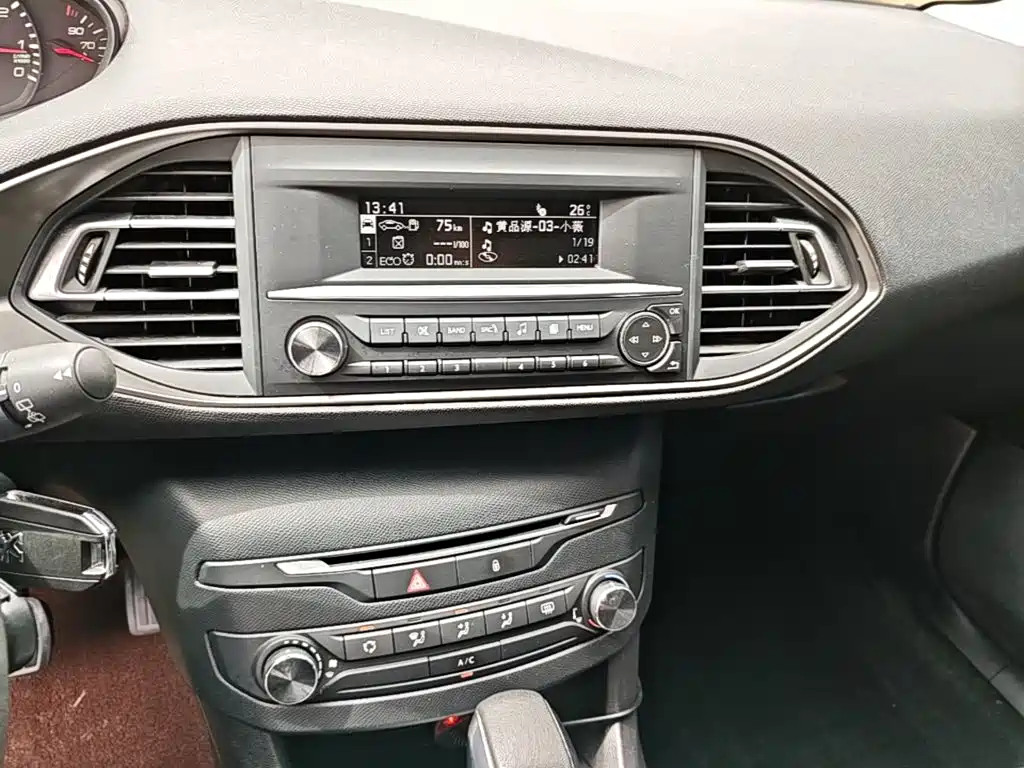 Peugeot 308S — миниатюра 13