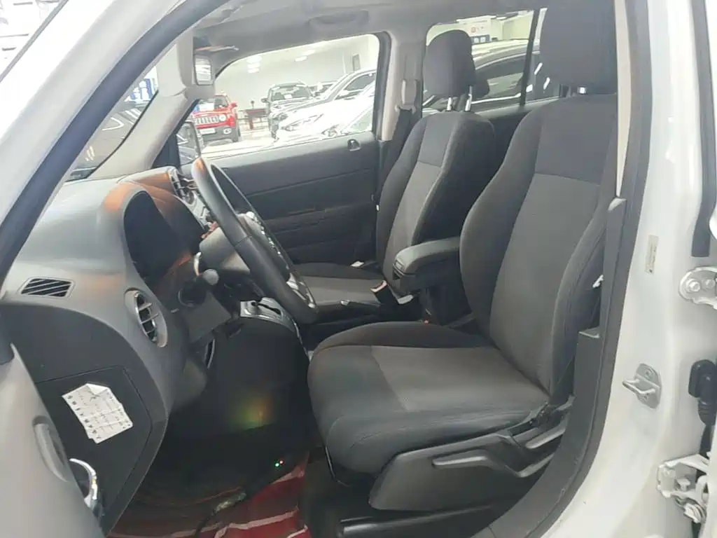 Jeep Patriot — миниатюра 15