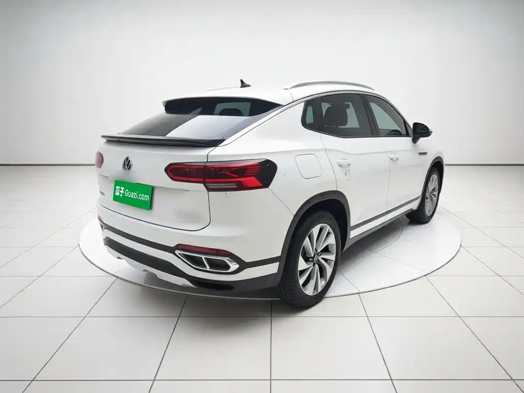 Volkswagen X — миниатюра 6