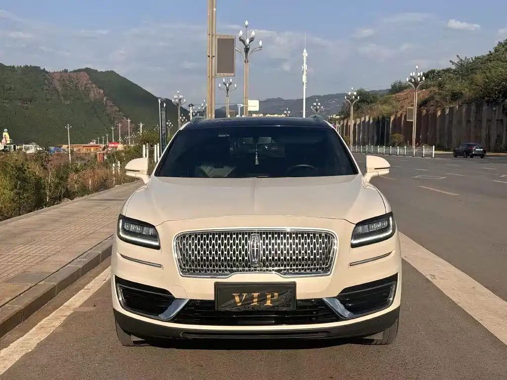 Lincoln Nautilus (Import) — миниатюра 6
