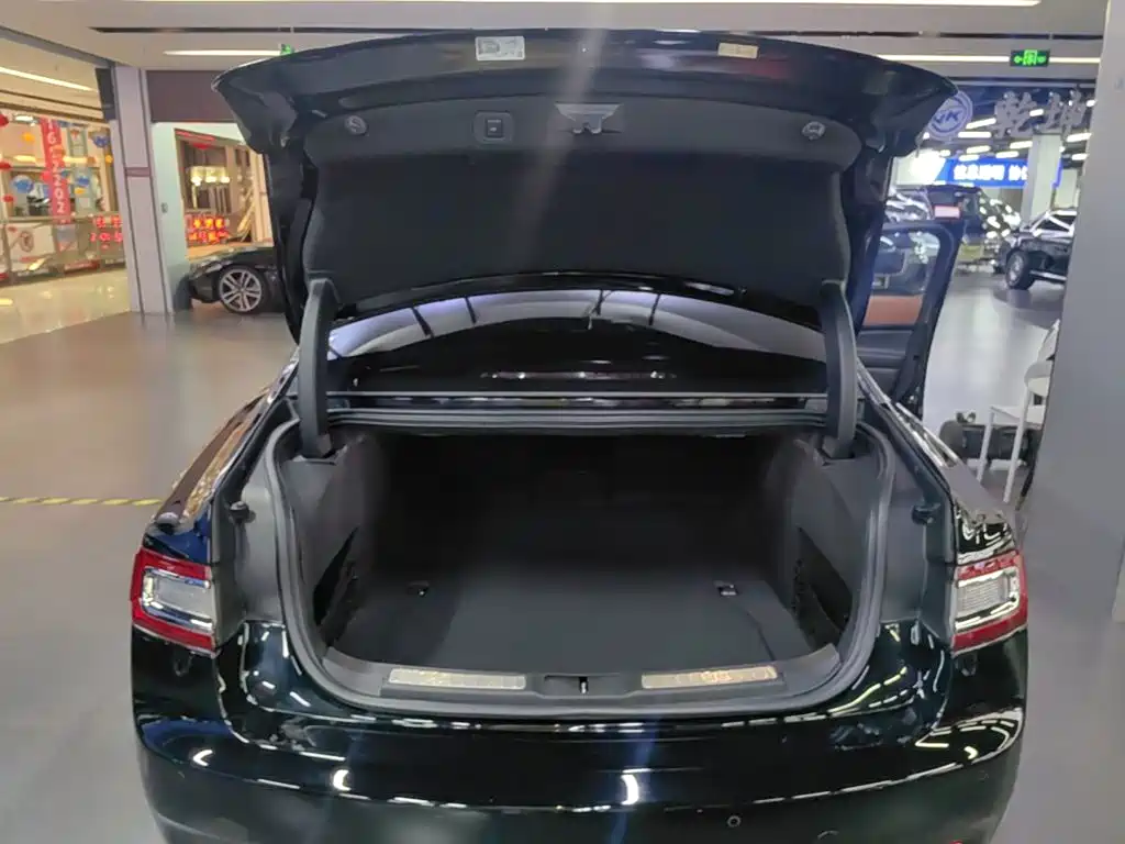 Lincoln Continental — миниатюра 19