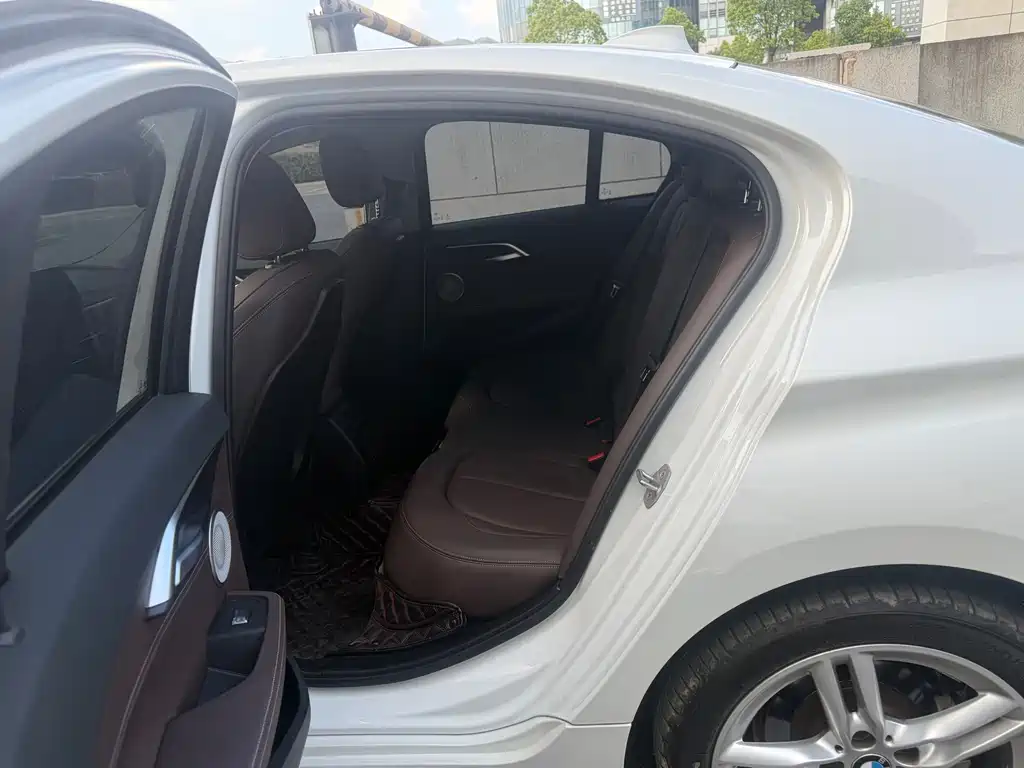 BMW 1 Series — миниатюра 7