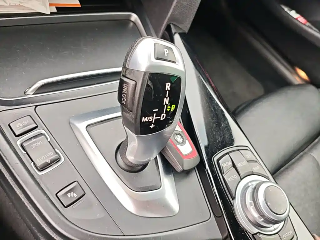 BMW 4 Series — миниатюра 19