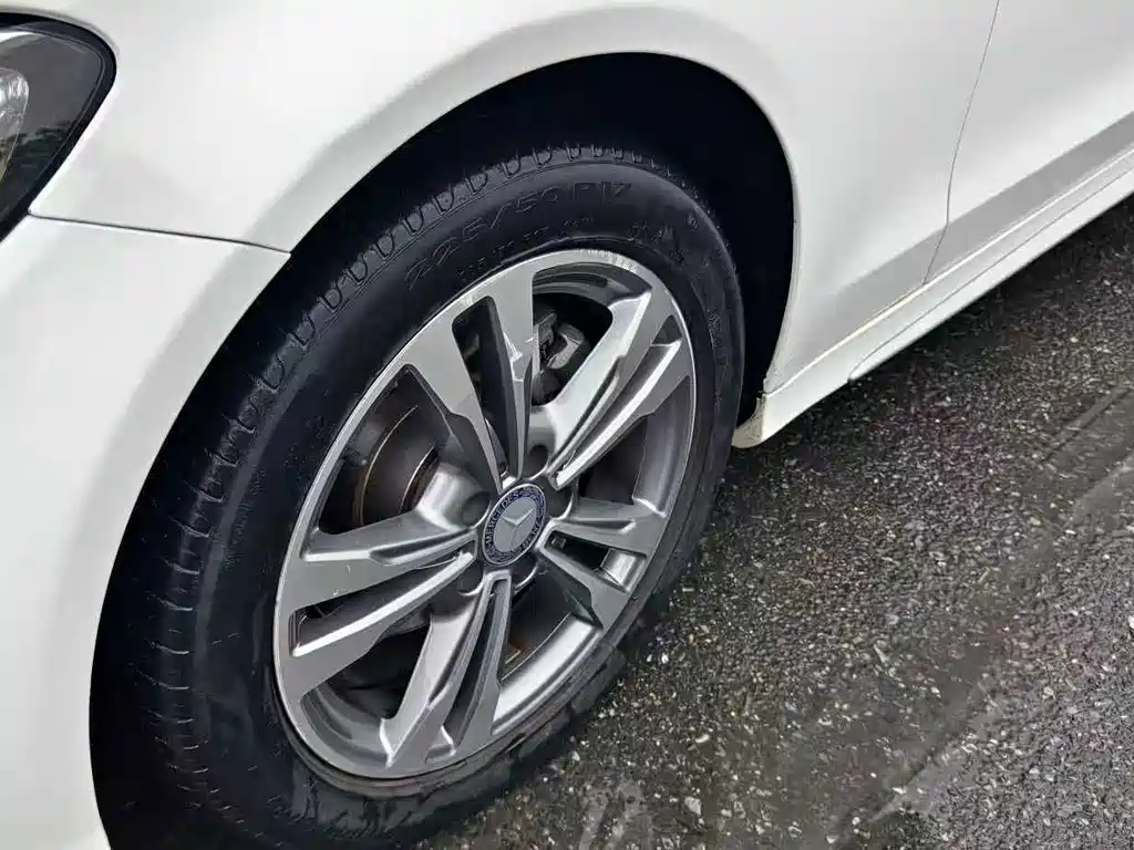 Mercedes-Benz C-Class — миниатюра 18