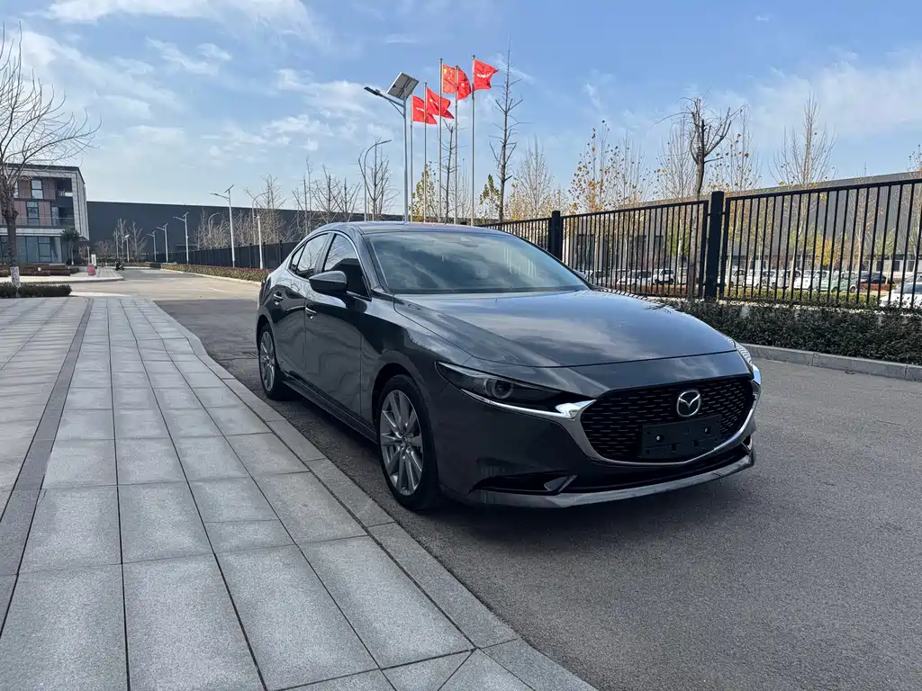 MAZDA 3 ANGKESAILA
