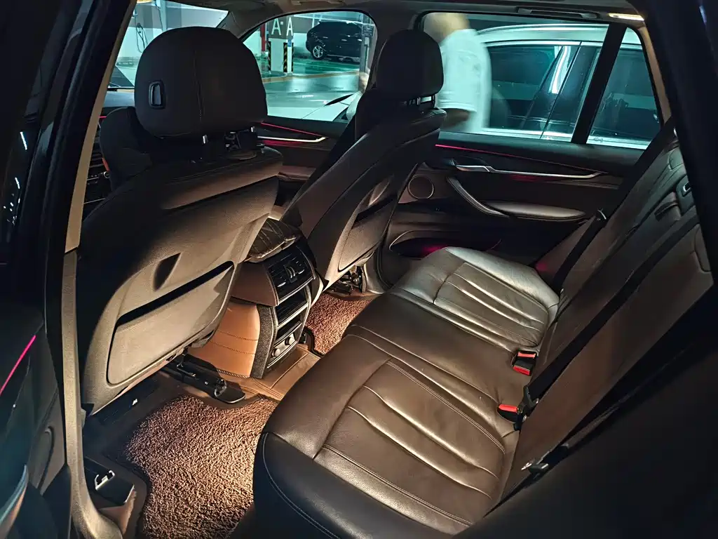 BMW X5 (Import) — миниатюра 5