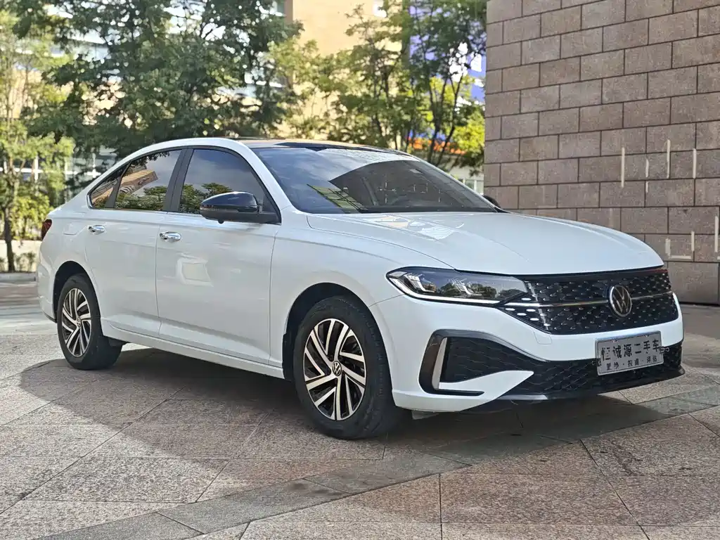 Volkswagen Lavida — миниатюра 5