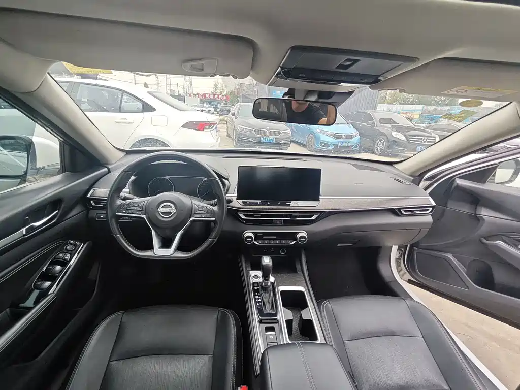 Nissan Teana — миниатюра 6