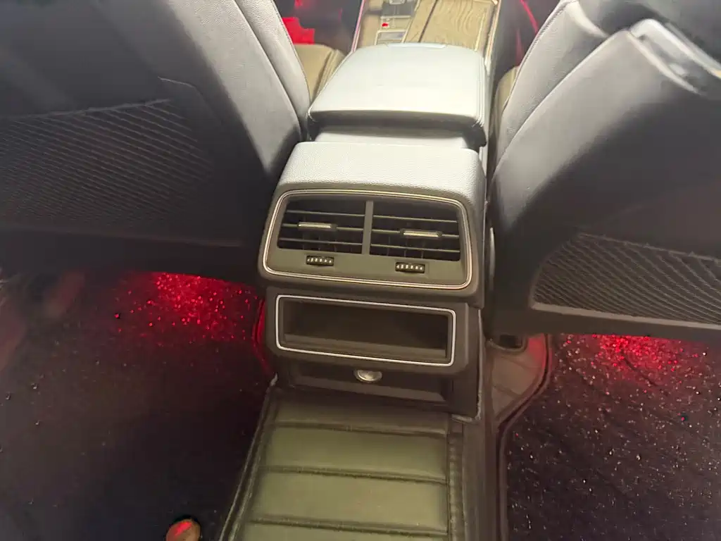 Audi A6L — миниатюра 7